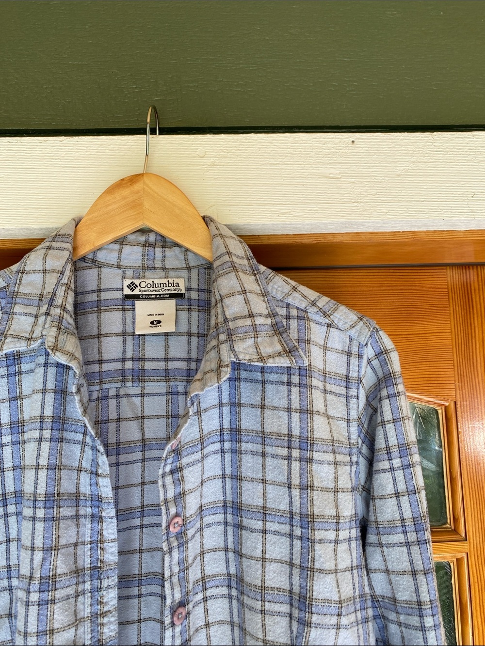 Columbia Flannel Size M